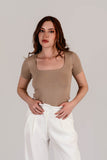Top Viscosa Cuadrado Beige