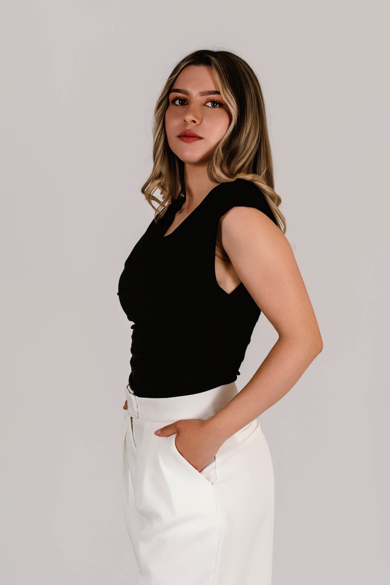 Top Viscosa Off shoulder Negro
